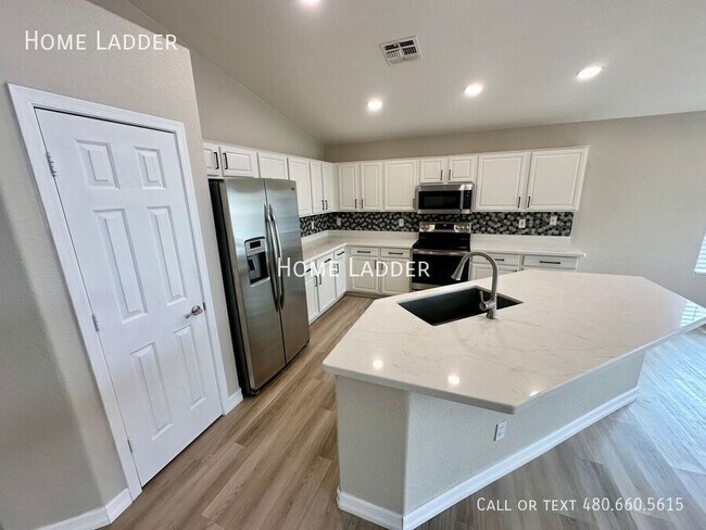 Foto del edificio - 9732 E Kiowa Ave