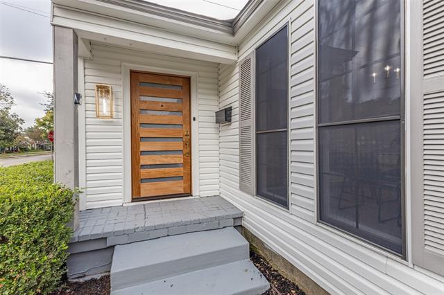 Foto del edificio - 5848 Kenwood Ave