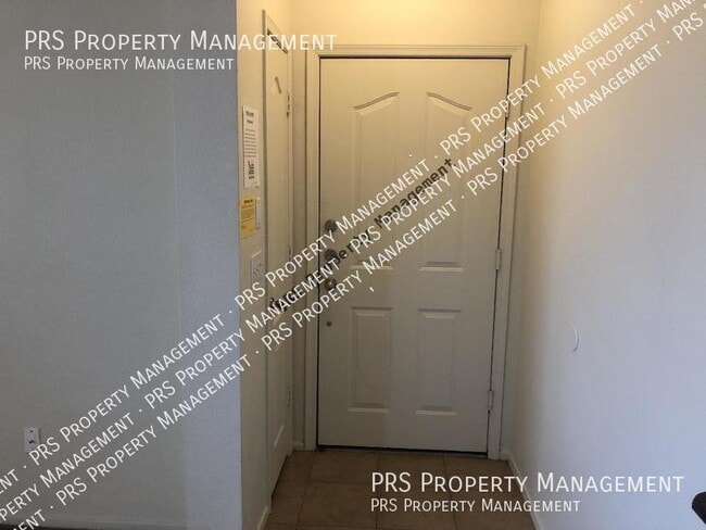 Building Photo - 16013 S Desert Foothills Pkwy