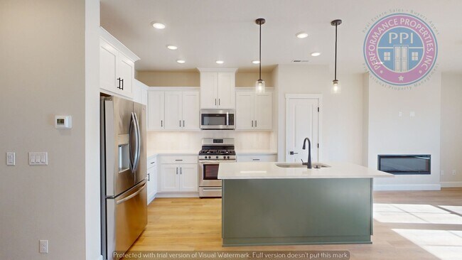 Foto del edificio - Newer Home in Sought After Reed's Crossing...
