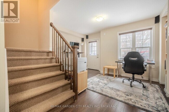 Photo du bâtiment - 37 Durksen Dr