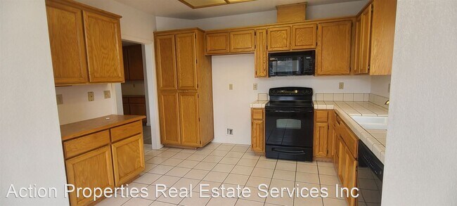 Building Photo - 3 br, 2 bath House - 611 Vernon Oaks Drive