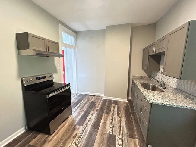 Photo - Colerain 4 bedroom! House