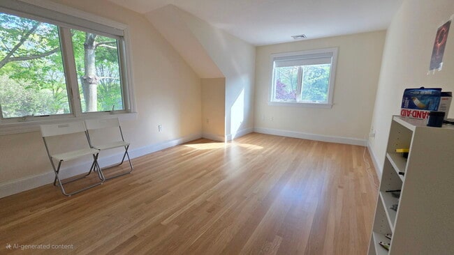 Building Photo - 900 W Roxbury Pkwy