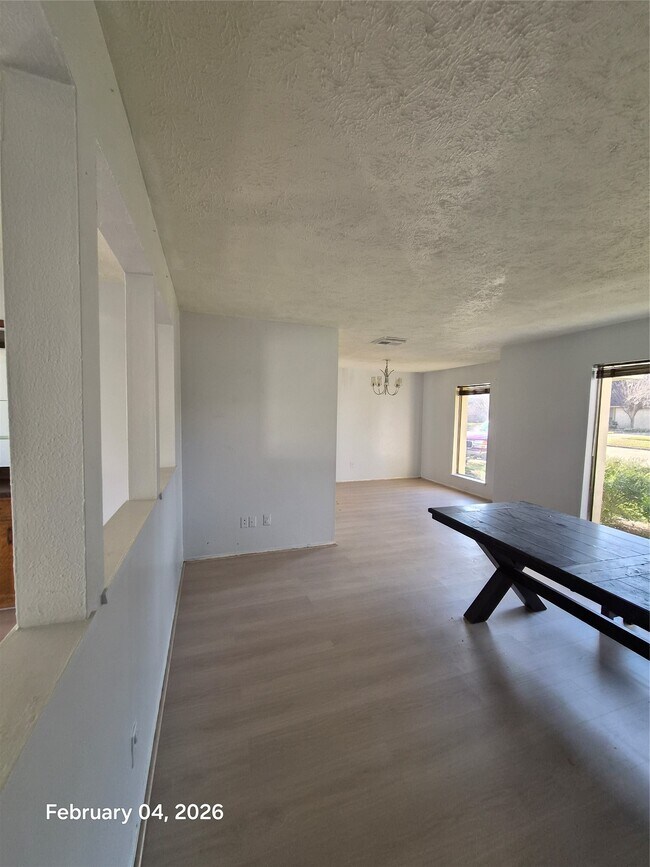 Foto del edificio - 2923 Edgewood Dr