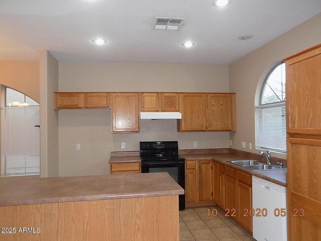 Building Photo - 5337 E Harmony Ave