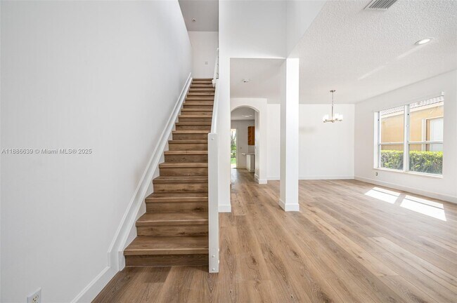 Foto del edificio - 19282 Seneca Ave