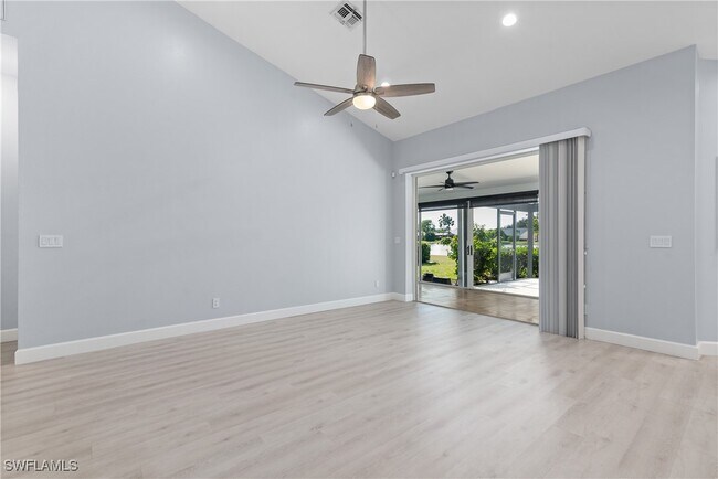 Building Photo - 6637 Vancouver Ln