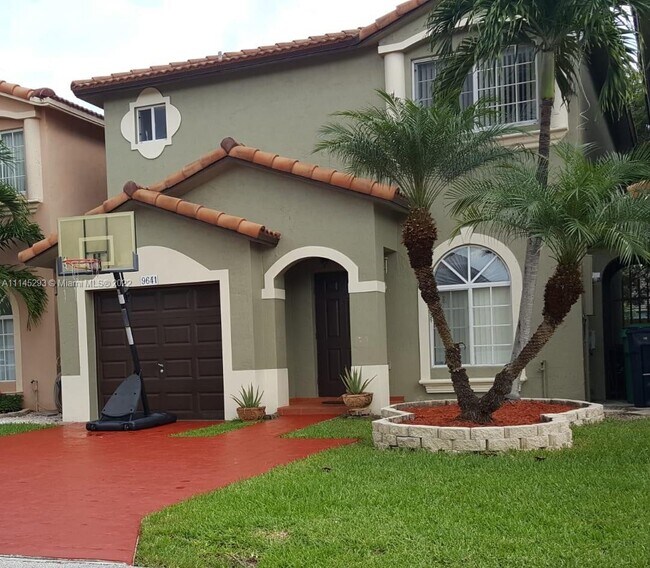 9641 SW 162nd Ct, Miami, FL 33196 Townhome Rentals in Miami FL