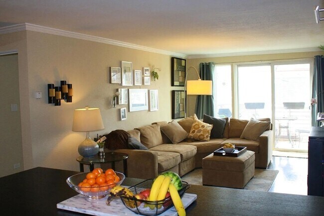 Building Photo - 2Bed/2Bath Condo in Cherry Creek Area!!