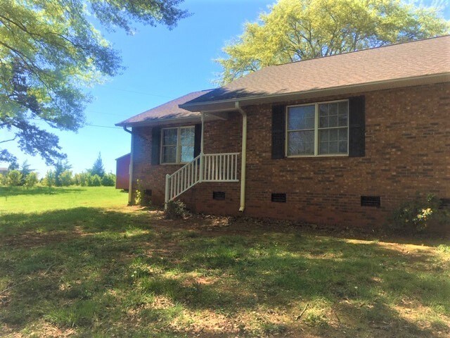 Primary Photo - Duplex in growing Boiling Springs
