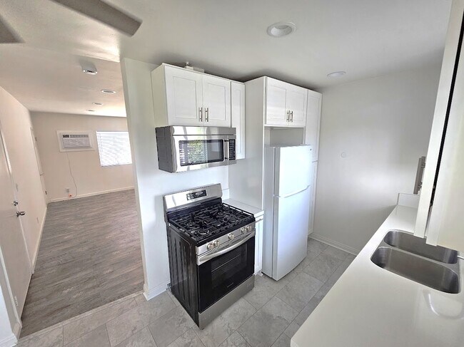 Foto del edificio - 5406 Blackwelder St