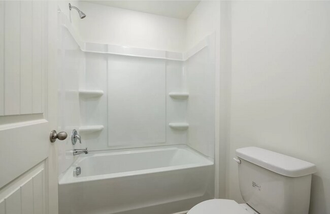 Building Photo - 6578 Creek Cir