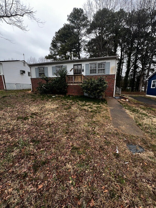 Primary Photo - 2119 Wright Ave