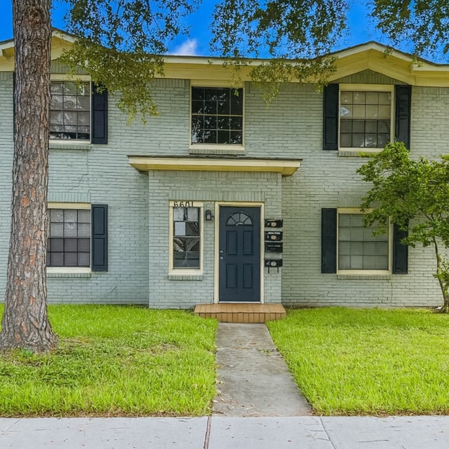 Foto del edificio - 6601 Meadowlawn St