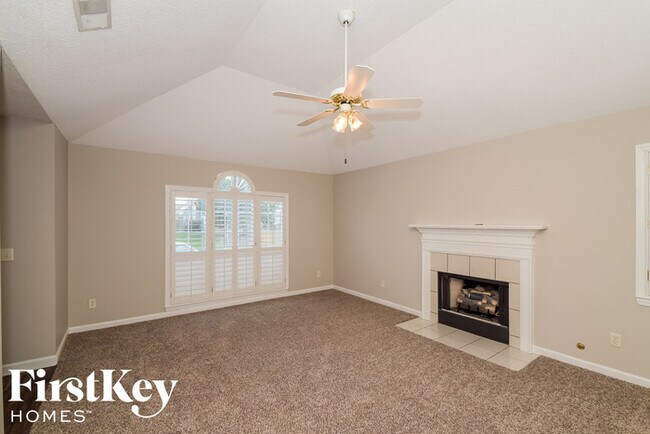 Building Photo - 126 Stone Hill Cir