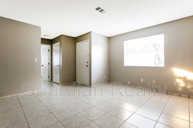 Building Photo - 6750 Del Rey Ave