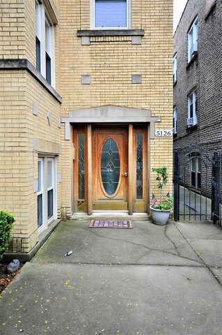 Building Photo - 5126 N Kimball Ave