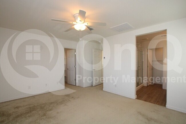 Building Photo - 5831 W Encinas Ln