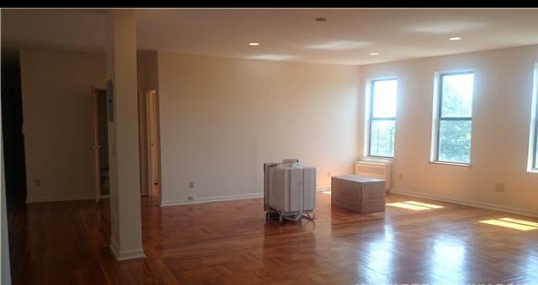 Foto del edificio - 421 W 162nd St