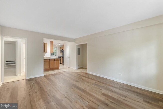 Foto del edificio - 4402 N Pershing Dr