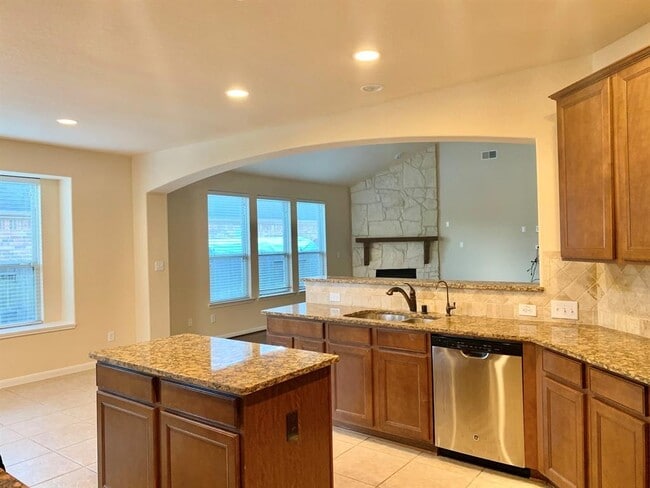 Building Photo - 17634 Cleeves Dr