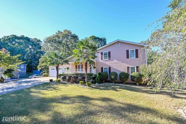 Foto del edificio - 6 br, 2 bath House - 1116 i Laurel Court