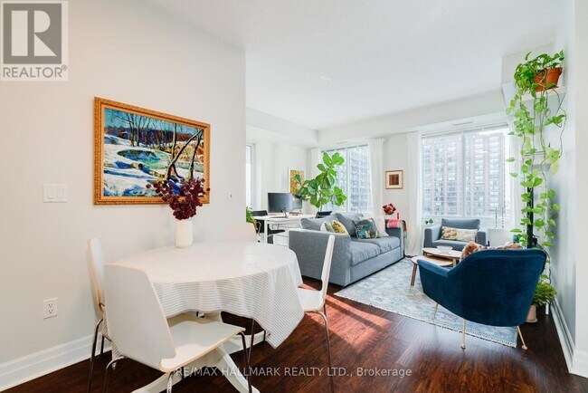 Photo du bâtiment - 35 Balmuto St