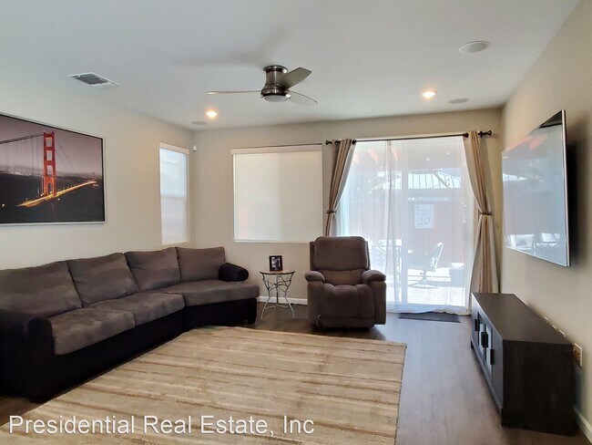 Building Photo - 3 br, 2.5 bath House - 2541 Grassland Way