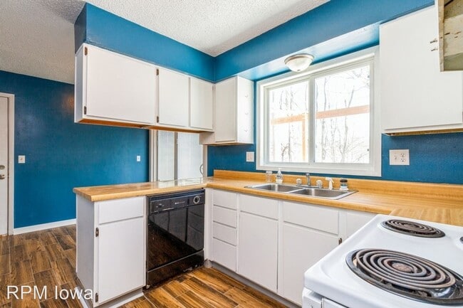 Building Photo - 3 br, 3 bath House - 5501 SW 14th Street