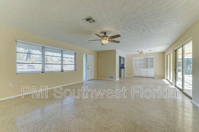 Foto del edificio - 2840 Webber St