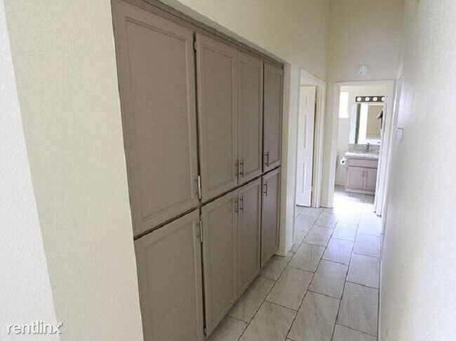 Foto del edificio - 4 br, 2 bath House - 4113 Southern Breeze Dr