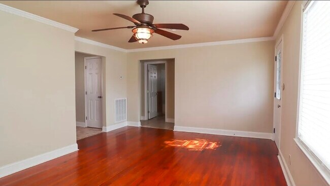 Foto del edificio - 1352 King Mill Pike