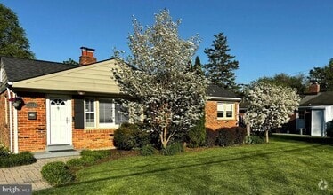 Building Photo - 8011 Jackson Rd