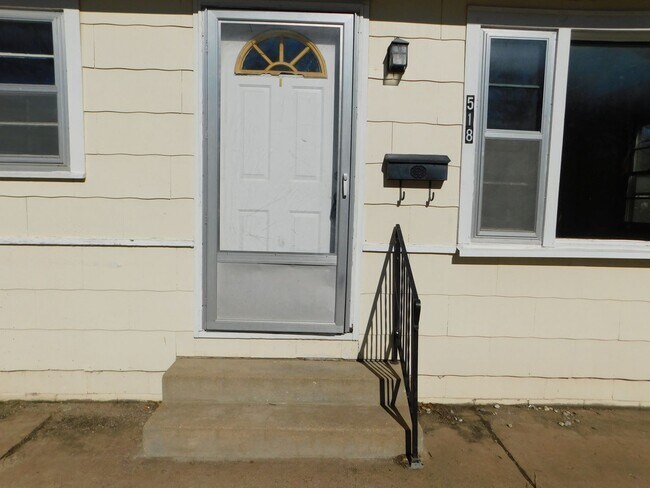 Foto del edificio - Cozy One Bedroom House in El Dorado!