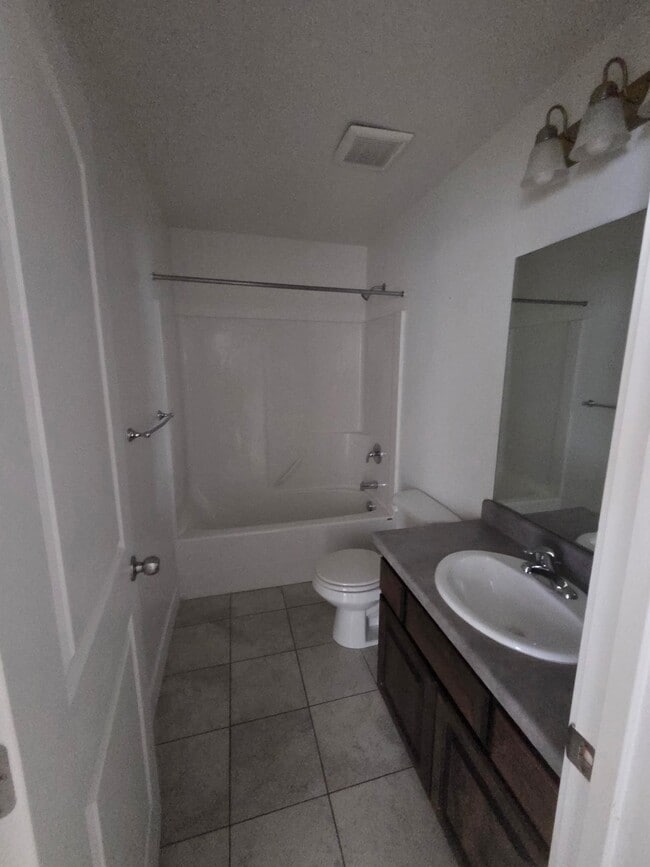 Building Photo - 54 N 2050 W