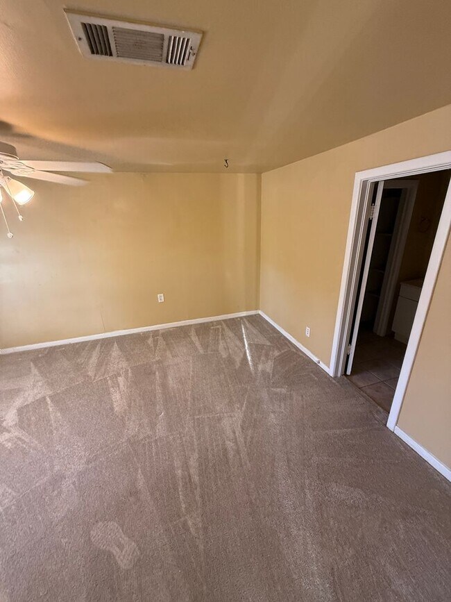 Foto del edificio - Available NOW in Tech Terrace!!