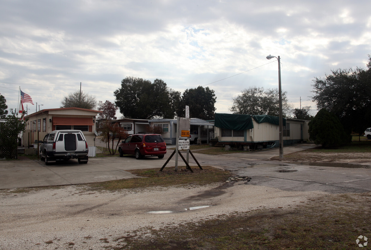 Foto del edificio - Lakeside Gardens Mobile Home Park