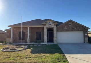 Building Photo - 9105 Everly Dr