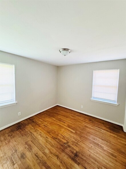 Foto del edificio - 9140 Donnybrook Ln