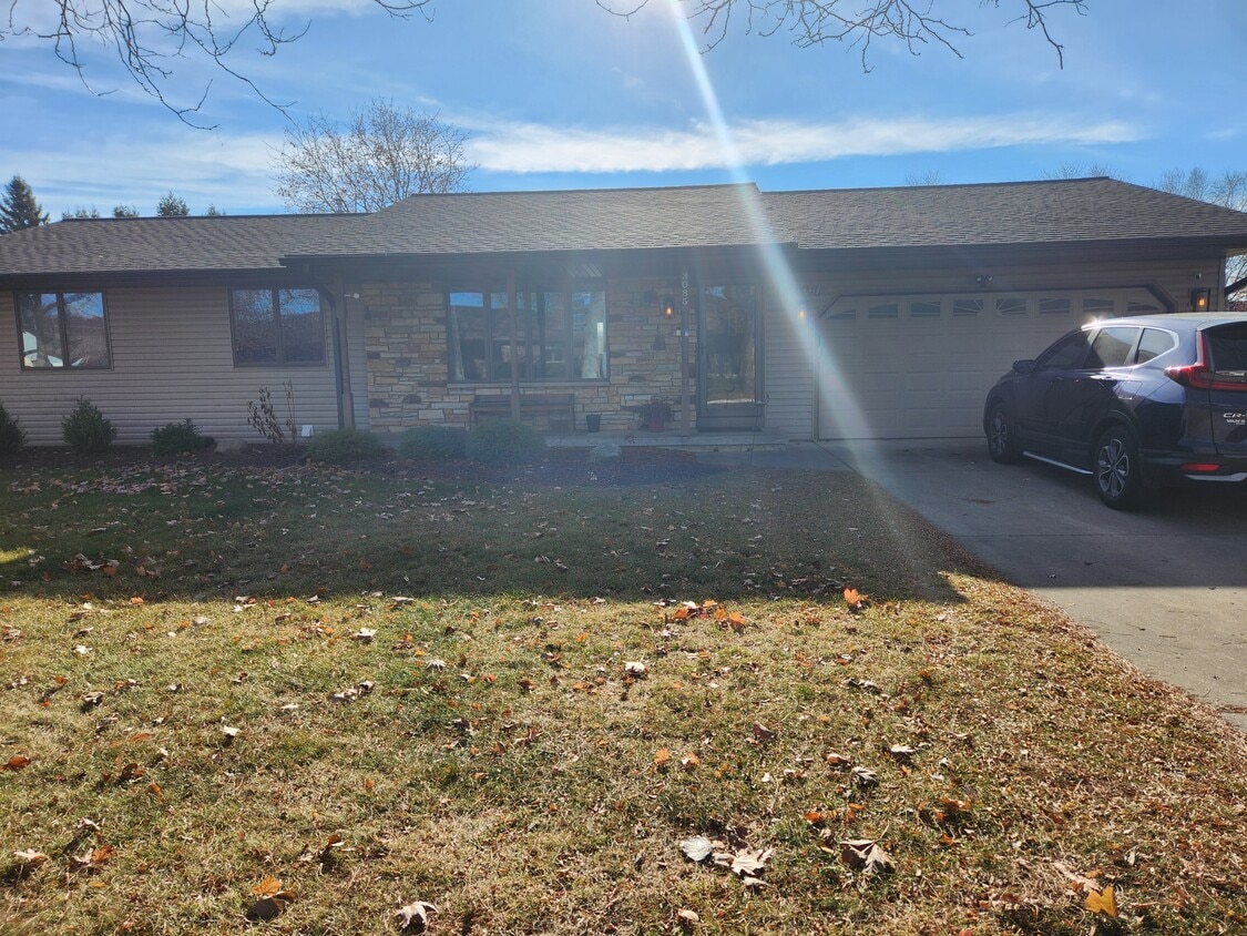 Foto principal - 3085 Summer Pl