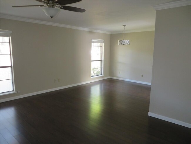 Building Photo - 1712 W Spring Creek Pkwy