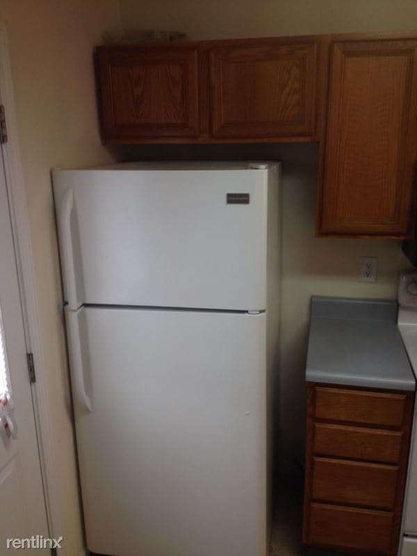 Building Photo - 4 br, 2 bath Townhome - 4307 Caleb Ct