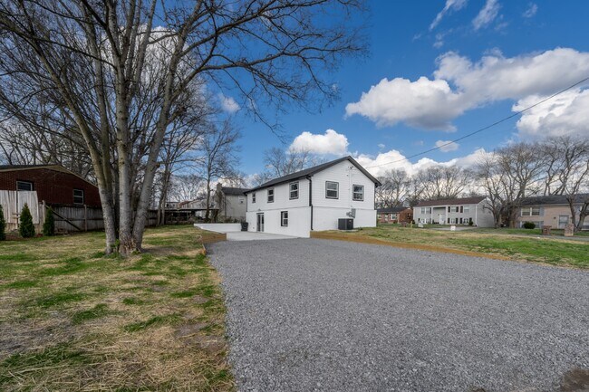 Building Photo - 3219 Mexico Dr