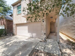 Building Photo - 17146 Amarose Dr