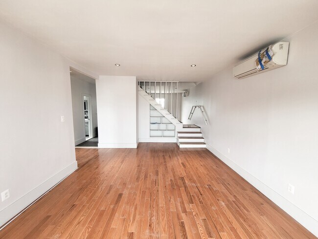 Foto del edificio - 26 Ormond Pl