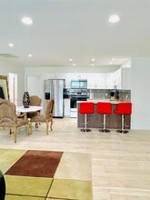 Building Photo - 120 NE 9th Ave