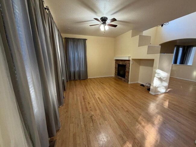 Foto del edificio - 10771 Mountshire Cir