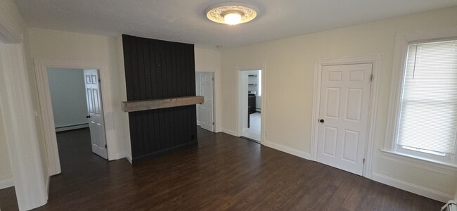 Building Photo - 53 Sumner St