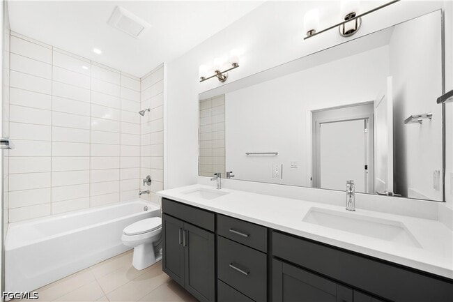 Building Photo - 13104 Georges Cay Pl